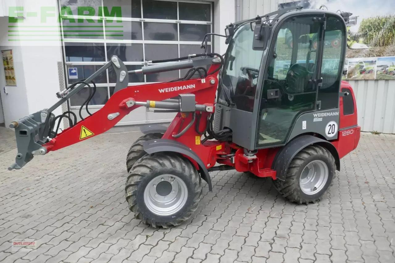Weidemann 1280 - euroaufnahme - Gumikerekes homlokrakodó: 1 kép. Weidemann 1280 - euroaufnahme - Gumikerekes homlokrakodó: 1 kép.