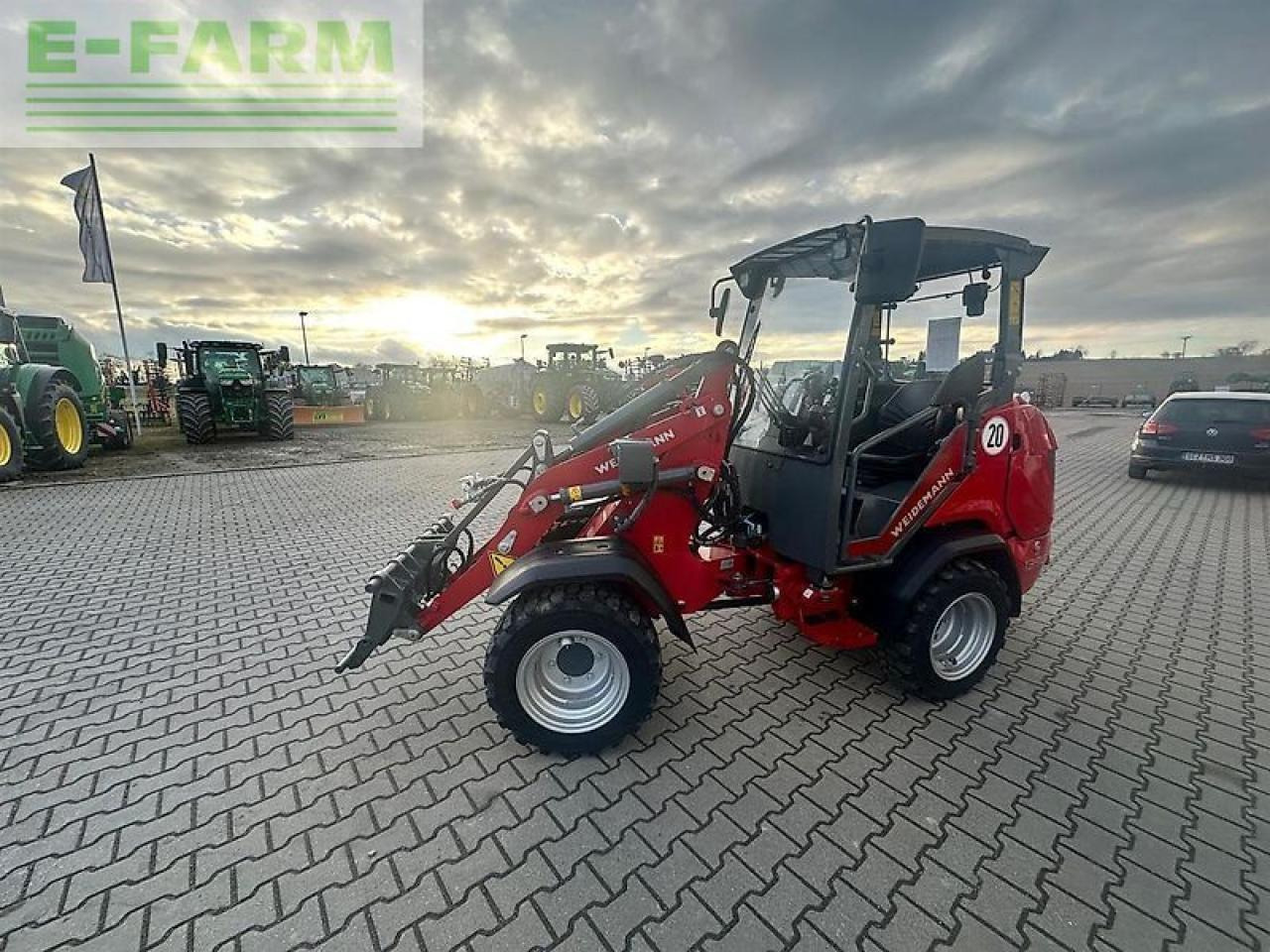 Weidemann 1390 - Minikotró: 2 kép. Weidemann 1390 - Minikotró: 2 kép.