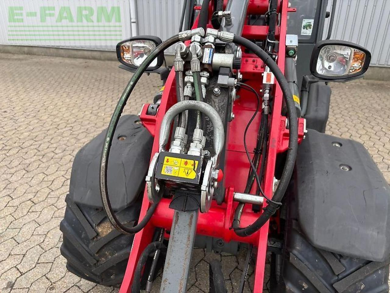 Weidemann 1390 plus - Minikotró: 3 kép. Weidemann 1390 plus - Minikotró: 3 kép.