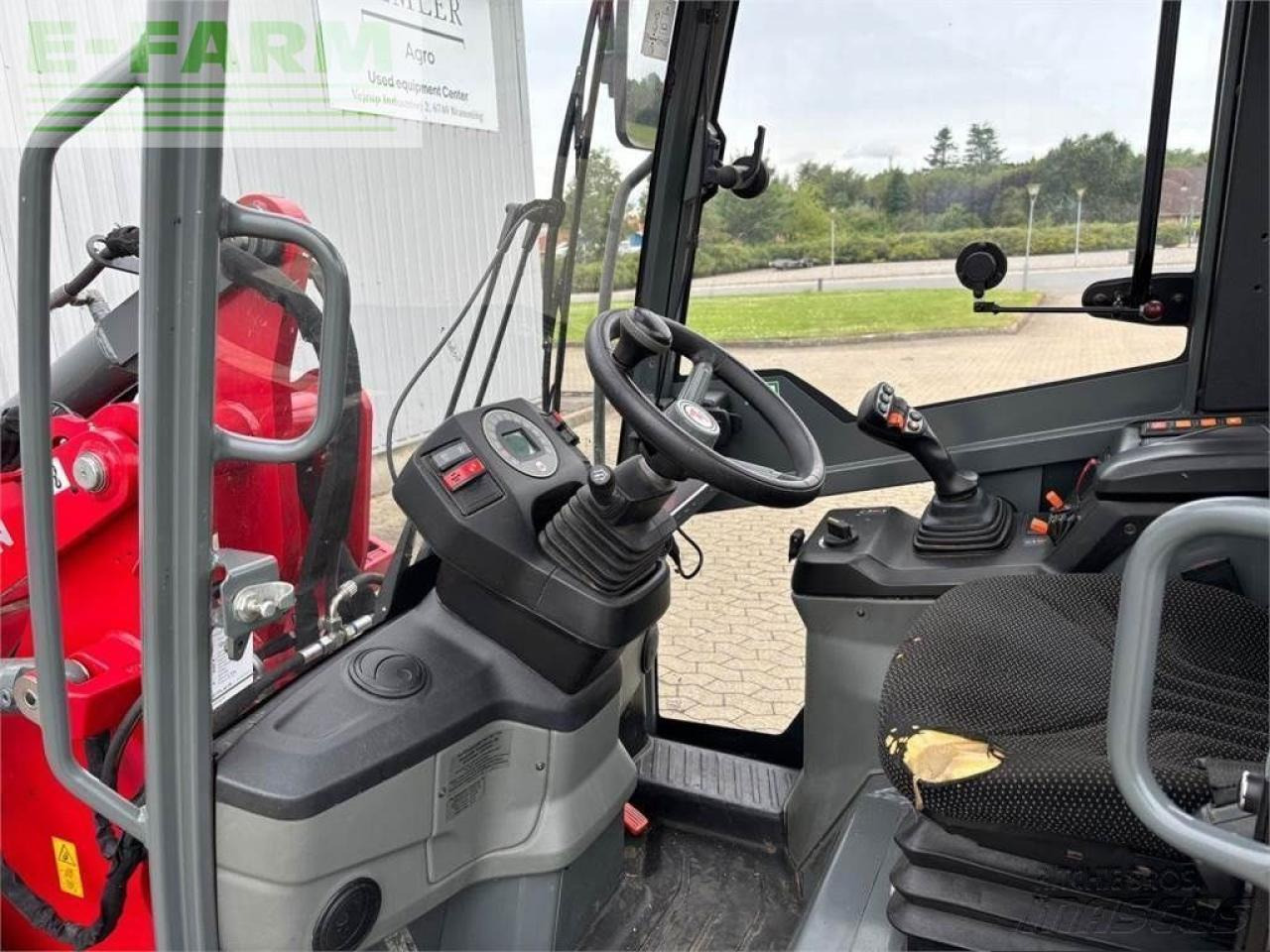Weidemann 1390 plus - Minikotró: 4 kép. Weidemann 1390 plus - Minikotró: 4 kép.