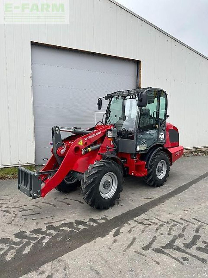 Weidemann 3080 - Minikotró: 1 kép. Weidemann 3080 - Minikotró: 1 kép.
