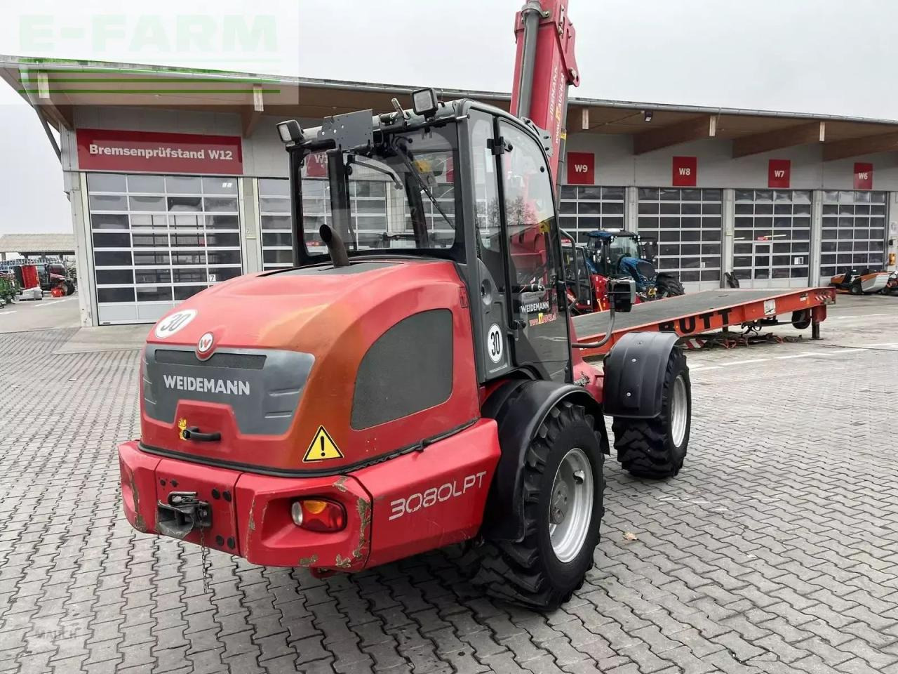 Weidemann 3080lpt ca. 5,0m hubhöhe / hochdruckfahrantrieb - Gumikerekes homlokrakodó: 4 kép. Weidemann 3080lpt ca. 5,0m hubhöhe / hochdruckfahrantrieb - Gumikerekes homlokrakodó: 4 kép.