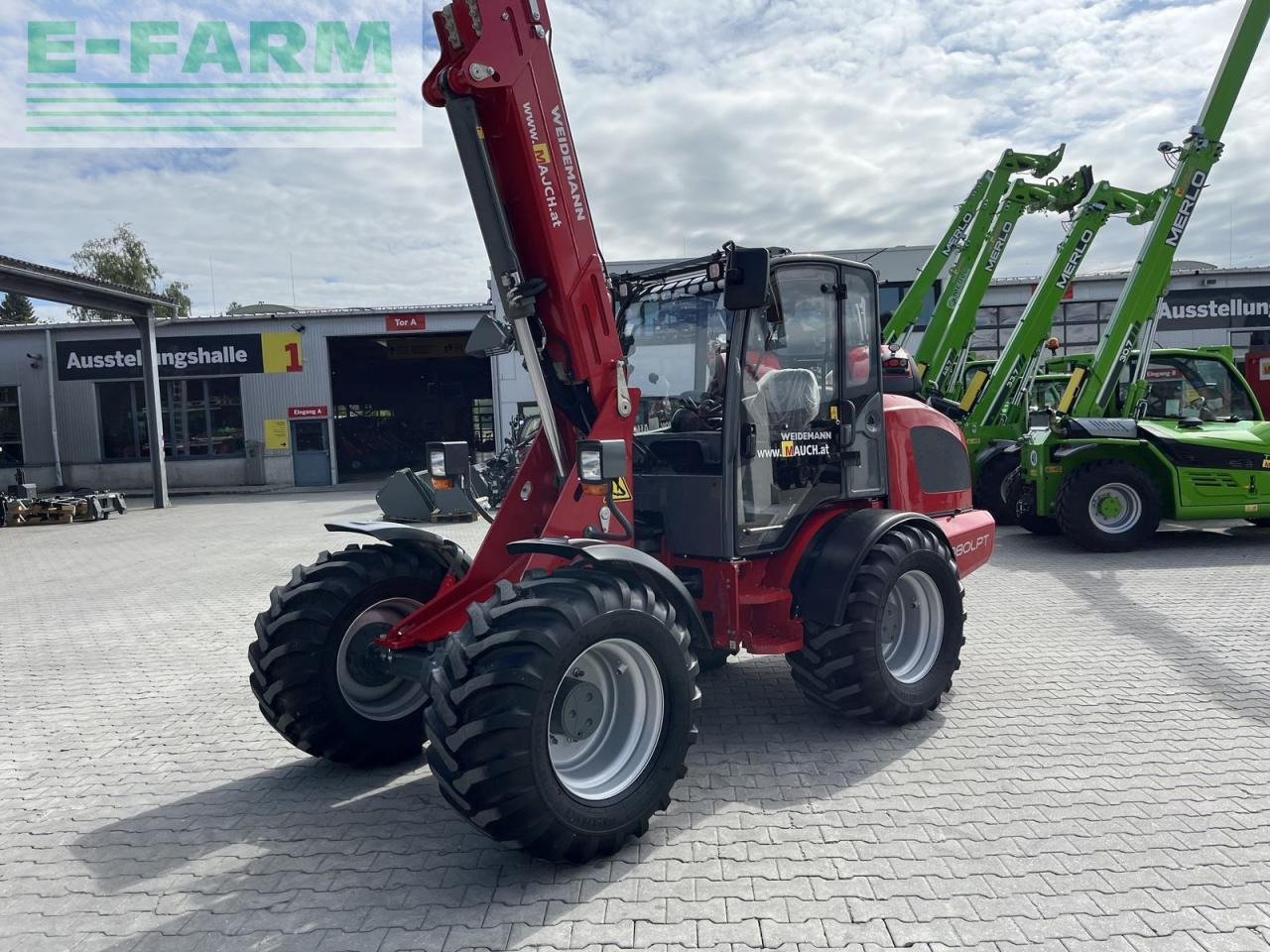Weidemann 4080lp tele 30km/h - Minikotró: 3 kép. Weidemann 4080lp tele 30km/h - Minikotró: 3 kép.