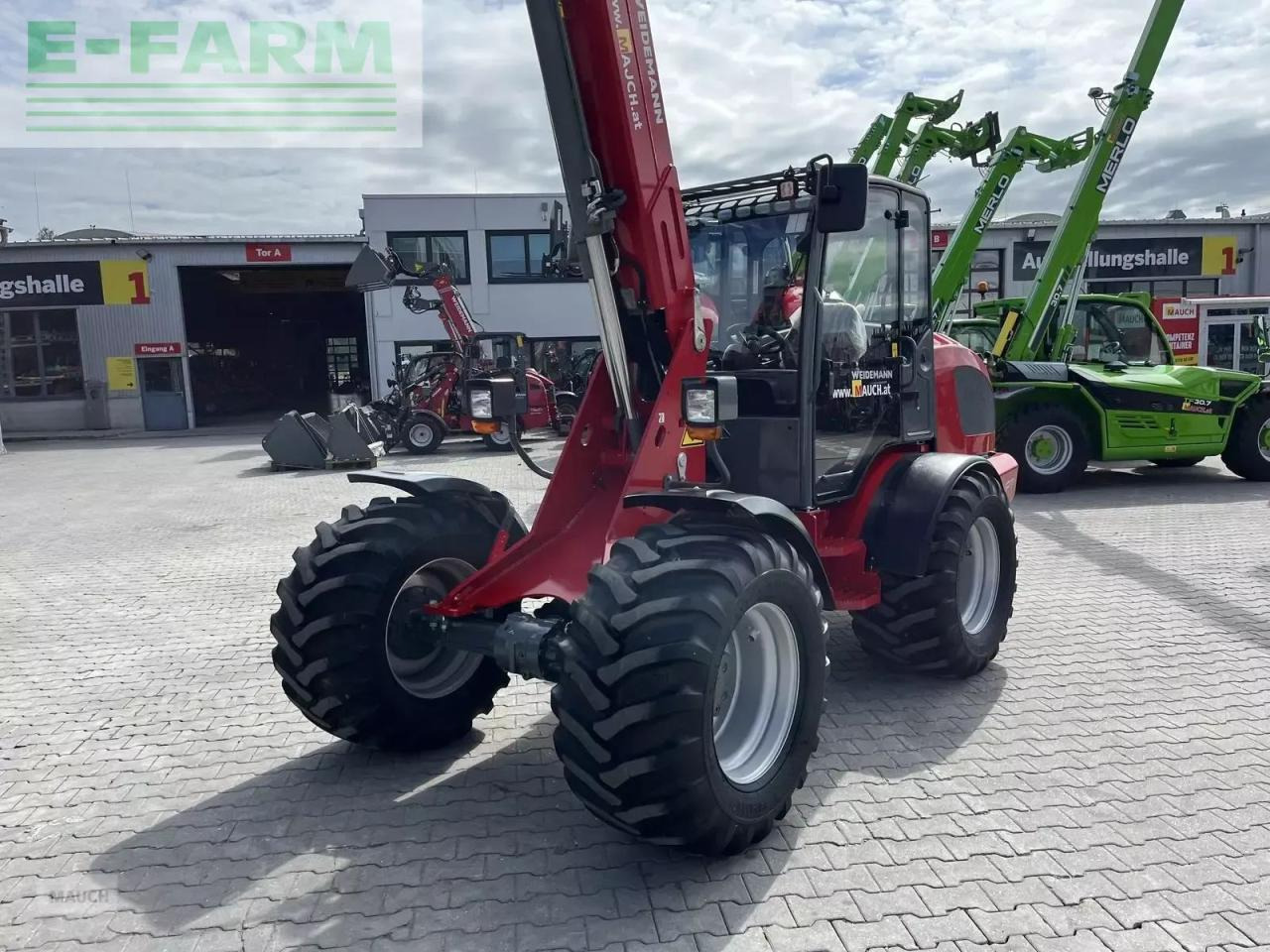 Weidemann 4080lp tele 30km/h - Gumikerekes homlokrakodó: 2 kép. Weidemann 4080lp tele 30km/h - Gumikerekes homlokrakodó: 2 kép.