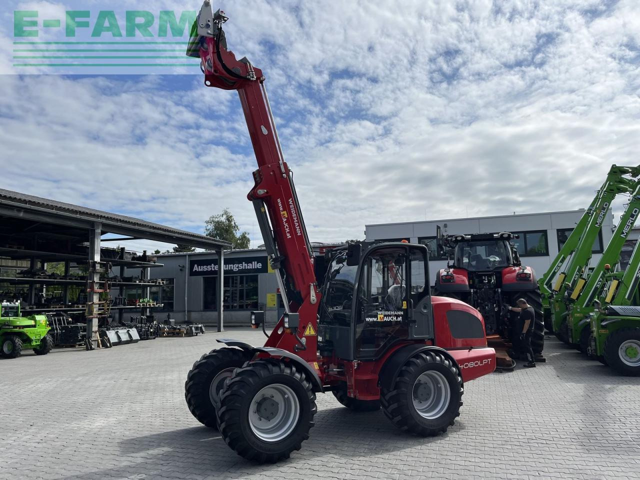 Weidemann 4080lp tele 30km/h - Minikotró: 4 kép. Weidemann 4080lp tele 30km/h - Minikotró: 4 kép.