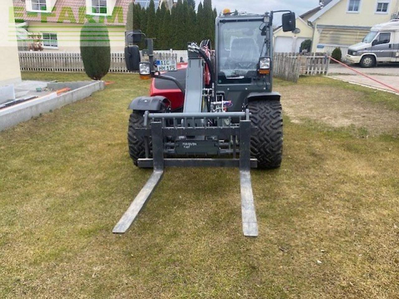 Weidemann t 5522 - Teleszkópos rakodó: 4 kép. Weidemann t 5522 - Teleszkópos rakodó: 4 kép.