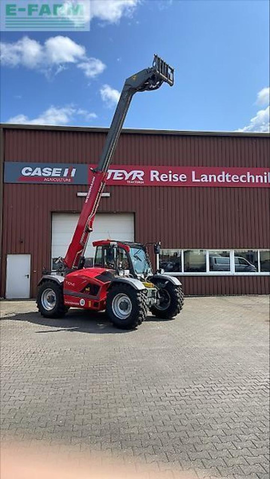 Weidemann t7042 - Teleszkópos rakodó: 2 kép. Weidemann t7042 - Teleszkópos rakodó: 2 kép.