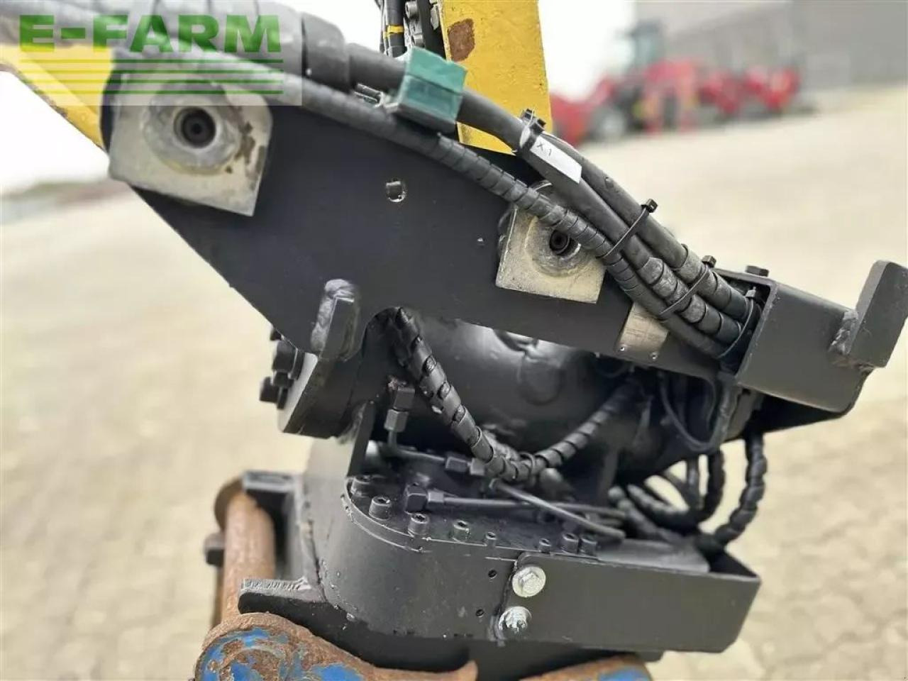 Yanmar sv26 ctr3 - Minikotró: 5 kép. Yanmar sv26 ctr3 - Minikotró: 5 kép.