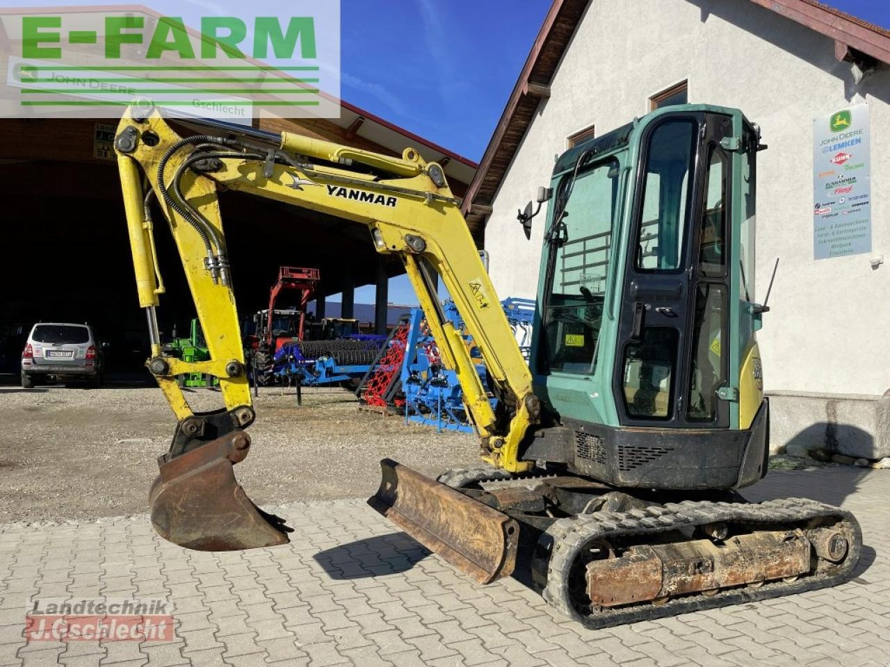 Yanmar vio 25-4 - Minikotró: 1 kép. Yanmar vio 25-4 - Minikotró: 1 kép.