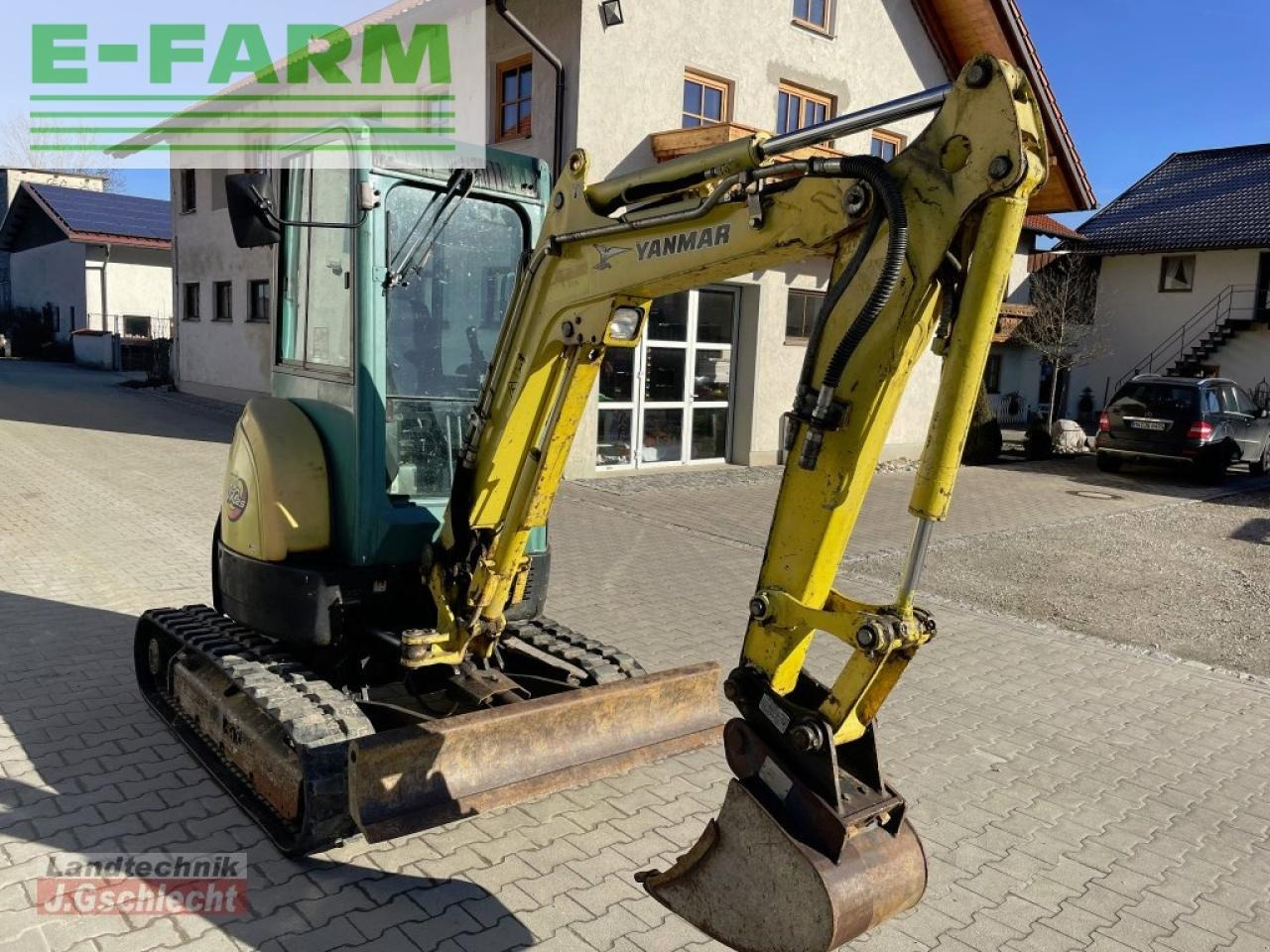 Yanmar vio 25-4 - Minikotró: 4 kép. Yanmar vio 25-4 - Minikotró: 4 kép.