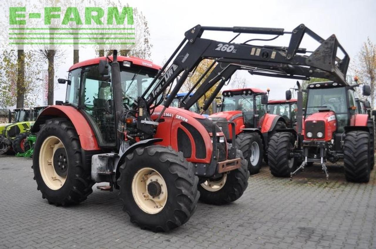 Zetor forterra 11441 + trac-lift 260sl - Traktor: 4 kép. Zetor forterra 11441 + trac-lift 260sl - Traktor: 4 kép.