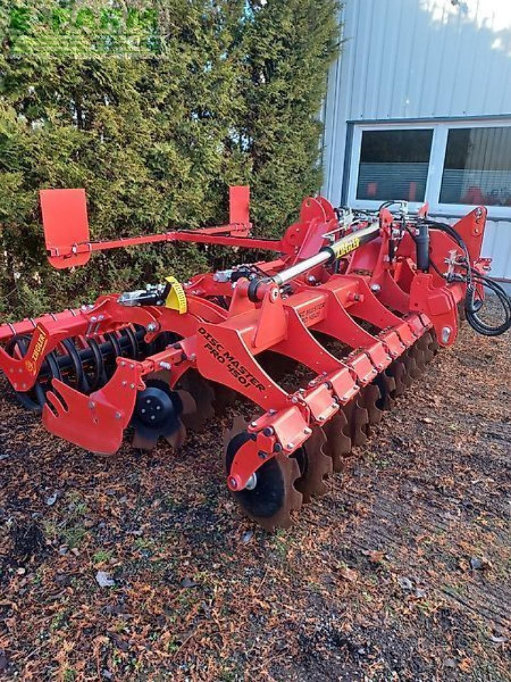 Ziegler discmaster pro 4501 - Tárcsás borona: 1 kép. Ziegler discmaster pro 4501 - Tárcsás borona: 1 kép.