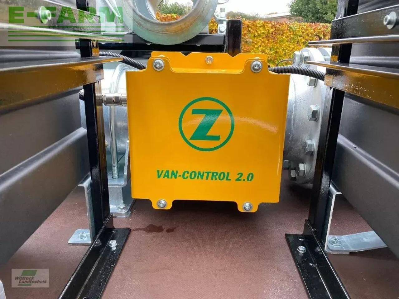 Műtrágyaszóró gép Zunhammer dokustar: 7 kép.