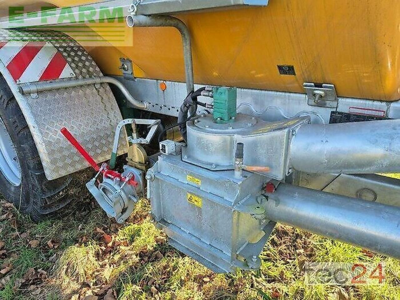 Zunhammer sek 18,5 pu 16,5 m glidefix - Műtrágyaszóró gép: 3 kép. Zunhammer sek 18,5 pu 16,5 m glidefix - Műtrágyaszóró gép: 3 kép.