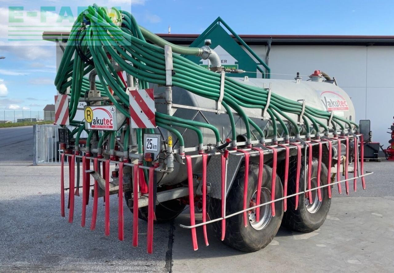 Va10000 - Szippantó tartálykocsi: 3 kép. Va10000 - Szippantó tartálykocsi: 3 kép.