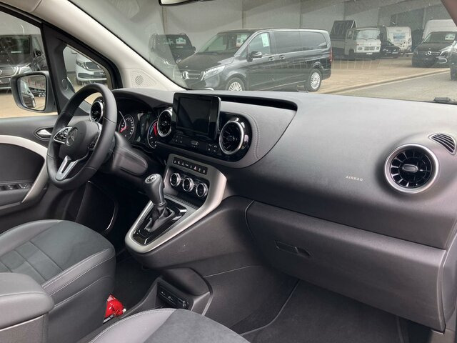 MERCEDES-BENZ EQT 200 Power Plus,AHK,Navi,LED,Rückfahrkamera - Kisbusz, Elektromos kisteherautó: 4 kép. MERCEDES-BENZ EQT 200 Power Plus,AHK,Navi,LED,Rückfahrkamera - Kisbusz, Elektromos kisteherautó: 4 kép.