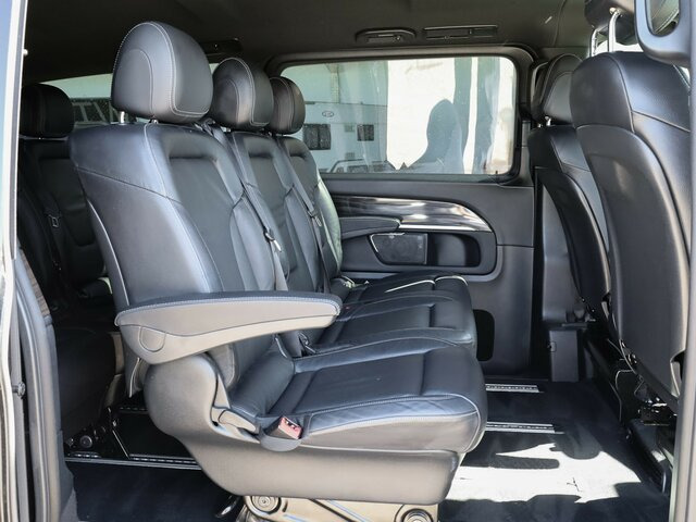 MERCEDES-BENZ EQV 300 Avantgarde,Extralang,8-Sitzer,Taxi Paket - Kisbusz, Elektromos kisteherautó: 4 kép. MERCEDES-BENZ EQV 300 Avantgarde,Extralang,8-Sitzer,Taxi Paket - Kisbusz, Elektromos kisteherautó: 4 kép.