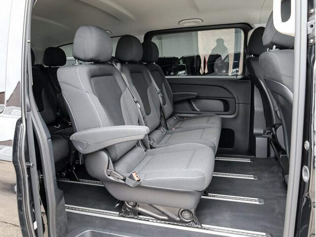 MERCEDES-BENZ EQV 300 Extralang,8Sitze,2elektr.Schiebetür,LED - Minibusz, Elektromos busz: 5 kép. MERCEDES-BENZ EQV 300 Extralang,8Sitze,2elektr.Schiebetür,LED - Minibusz, Elektromos busz: 5 kép.