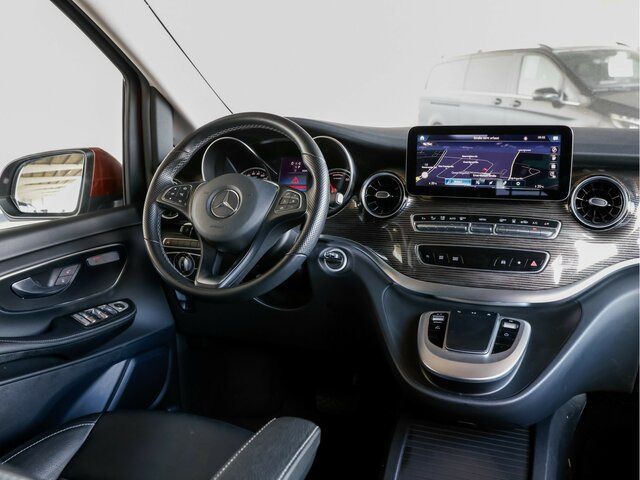 MERCEDES-BENZ EQV 300 Extralang,Avantgarde,7Sitze,2xSchiebetür - Kisbusz, Elektromos kisteherautó: 4 kép. MERCEDES-BENZ EQV 300 Extralang,Avantgarde,7Sitze,2xSchiebetür - Kisbusz, Elektromos kisteherautó: 4 kép.