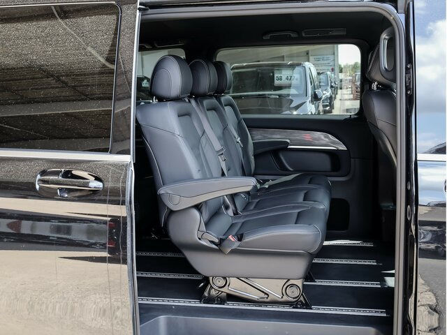 MERCEDES-BENZ EQV 300 Extralang,Avantgarde,8Sitze,2xelektr.Tür - Kisbusz, Elektromos kisteherautó: 4 kép. MERCEDES-BENZ EQV 300 Extralang,Avantgarde,8Sitze,2xelektr.Tür - Kisbusz, Elektromos kisteherautó: 4 kép.