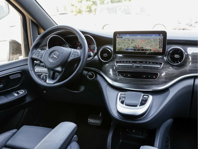 MERCEDES-BENZ EQV 300 Extralang,Avantgarde,8Sitze,2xelektr.Tür - Kisbusz, Elektromos kisteherautó: 5 kép. MERCEDES-BENZ EQV 300 Extralang,Avantgarde,8Sitze,2xelektr.Tür - Kisbusz, Elektromos kisteherautó: 5 kép.