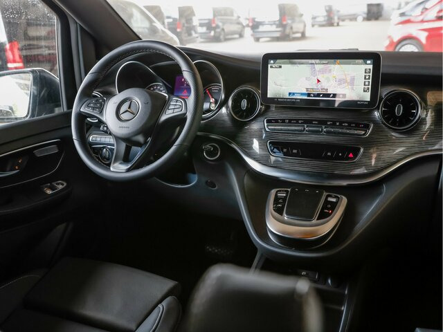 MERCEDES-BENZ EQV 300 Extralang,Avantgarde,8Sitze,2xelektr.Tür - Kisbusz, Elektromos kisteherautó: 4 kép. MERCEDES-BENZ EQV 300 Extralang,Avantgarde,8Sitze,2xelektr.Tür - Kisbusz, Elektromos kisteherautó: 4 kép.