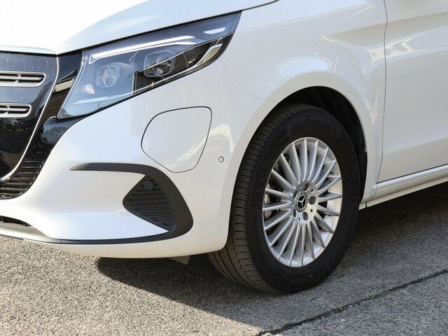 MERCEDES-BENZ EQV 300 lang,7Sitze,2Schiebetüren,Distronic,LED... - Minibusz, Elektromos busz: 2 kép. MERCEDES-BENZ EQV 300 lang,7Sitze,2Schiebetüren,Distronic,LED... - Minibusz, Elektromos busz: 2 kép.