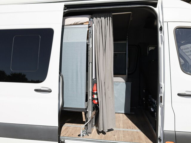 Furgon MERCEDES-BENZ Sprinter 314 CDI CamperAusbau,Motorradhalterung: 11 kép.