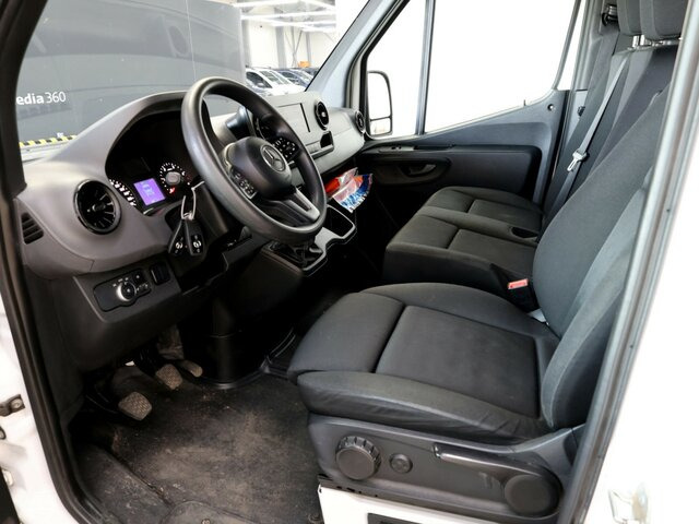 MERCEDES-BENZ Sprinter 314 CDI DOKA,MBUX,Klima,Tempomat - Platós kisteherautó, Duplakabinos kisteherautó: 2 kép. MERCEDES-BENZ Sprinter 314 CDI DOKA,MBUX,Klima,Tempomat - Platós kisteherautó, Duplakabinos kisteherautó: 2 kép.