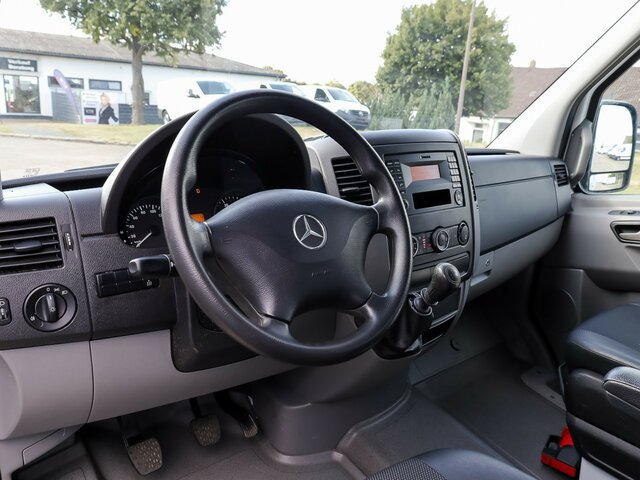 MERCEDES-BENZ Sprinter 316CDI DOKA,Allrad,AHK,Standhzg. - Ponyvás kisteherautó, Duplakabinos kisteherautó: 4 kép. MERCEDES-BENZ Sprinter 316CDI DOKA,Allrad,AHK,Standhzg. - Ponyvás kisteherautó, Duplakabinos kisteherautó: 4 kép.