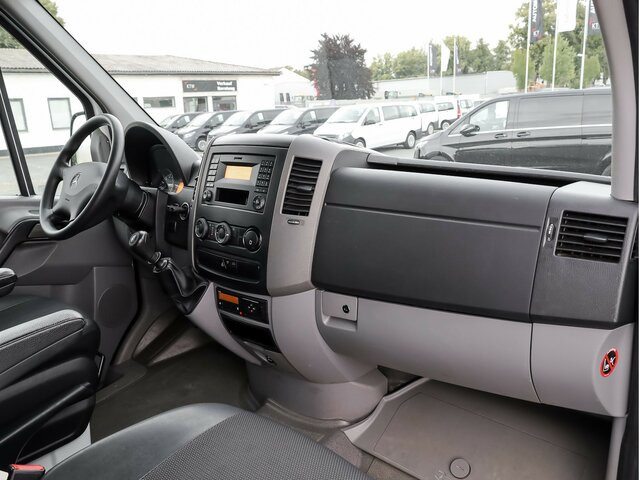 MERCEDES-BENZ Sprinter 316CDI DOKA,Allrad,Klima,AHK,TCO... - Ponyvás kisteherautó, Duplakabinos kisteherautó: 3 kép. MERCEDES-BENZ Sprinter 316CDI DOKA,Allrad,Klima,AHK,TCO... - Ponyvás kisteherautó, Duplakabinos kisteherautó: 3 kép.