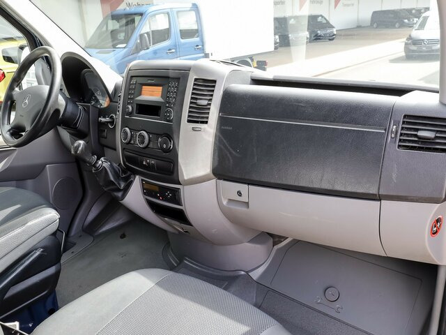 MERCEDES-BENZ Sprinter 316CDI DOKA,Allrad,Klima,AHK3,5To,TCO - Ponyvás kisteherautó, Duplakabinos kisteherautó: 3 kép. MERCEDES-BENZ Sprinter 316CDI DOKA,Allrad,Klima,AHK3,5To,TCO - Ponyvás kisteherautó, Duplakabinos kisteherautó: 3 kép.