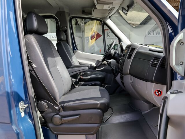 MERCEDES-BENZ Sprinter 316CDI DOKA,Allrad,Klima,AHK3,5To,TCO - Platós kisteherautó, Duplakabinos kisteherautó: 2 kép. MERCEDES-BENZ Sprinter 316CDI DOKA,Allrad,Klima,AHK3,5To,TCO - Platós kisteherautó, Duplakabinos kisteherautó: 2 kép.