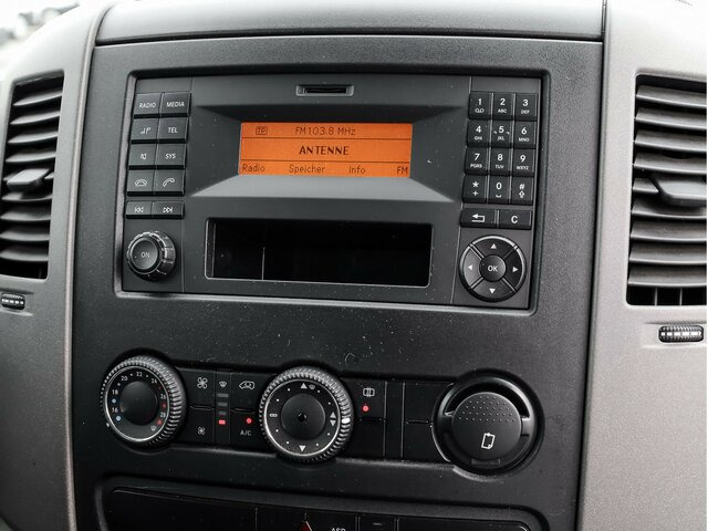 MERCEDES-BENZ Sprinter 316CDI DOKA,Allrad,Klima,Standheizung - Platós kisteherautó, Duplakabinos kisteherautó: 5 kép. MERCEDES-BENZ Sprinter 316CDI DOKA,Allrad,Klima,Standheizung - Platós kisteherautó, Duplakabinos kisteherautó: 5 kép.