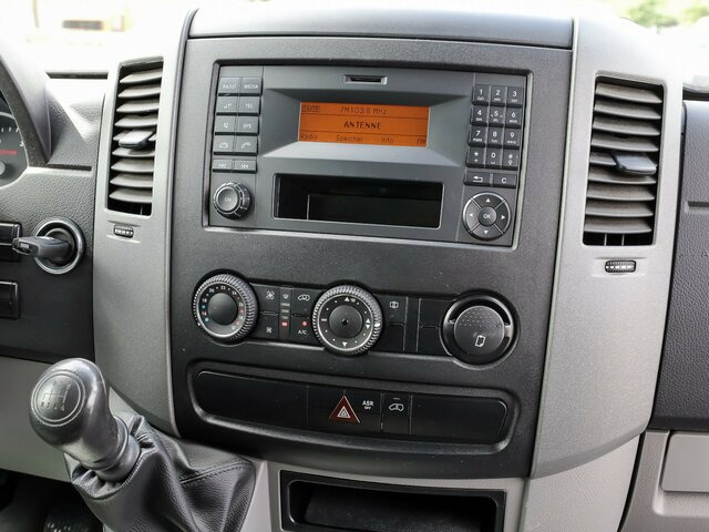 MERCEDES-BENZ Sprinter 316CDI DOKA,Allrad,Klima,Standhzg.... - Platós kisteherautó, Duplakabinos kisteherautó: 5 kép. MERCEDES-BENZ Sprinter 316CDI DOKA,Allrad,Klima,Standhzg.... - Platós kisteherautó, Duplakabinos kisteherautó: 5 kép.