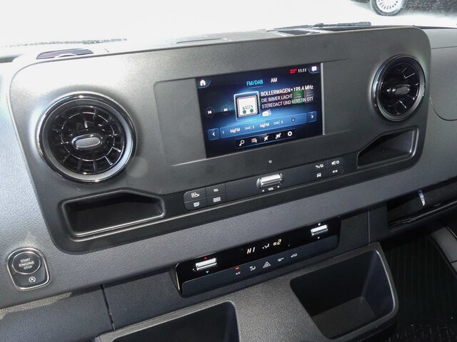 MERCEDES-BENZ Sprinter 317 CDI,3665mm,Automatik,Kamera - Furgon: 5 kép. MERCEDES-BENZ Sprinter 317 CDI,3665mm,Automatik,Kamera - Furgon: 5 kép.