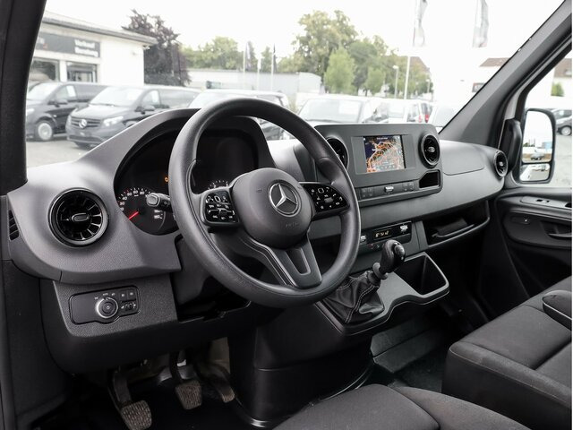 MERCEDES-BENZ Sprinter 317 CDI Kasten,L2H2,MBUX,Kamera - Furgon: 5 kép. MERCEDES-BENZ Sprinter 317 CDI Kasten,L2H2,MBUX,Kamera - Furgon: 5 kép.