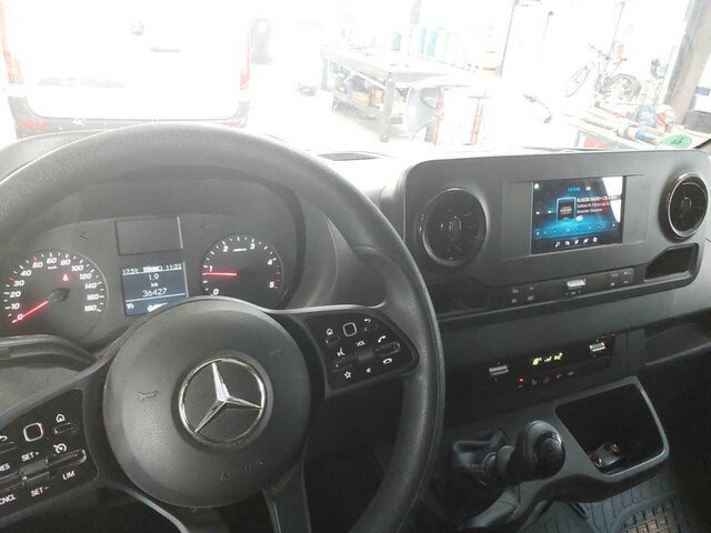 MERCEDES-BENZ Sprinter 317 CDI Kasten,L2H2,MBUX,Kamera - Furgon: 4 kép. MERCEDES-BENZ Sprinter 317 CDI Kasten,L2H2,MBUX,Kamera - Furgon: 4 kép.
