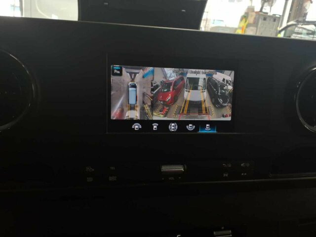 MERCEDES-BENZ Sprinter 317 CDI Kasten,L2H2,MBUX,Kamera - Furgon: 2 kép. MERCEDES-BENZ Sprinter 317 CDI Kasten,L2H2,MBUX,Kamera - Furgon: 2 kép.