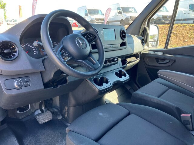 MERCEDES-BENZ Sprinter 317 Maxi,9GTronic,AHK3,5To,TCO - Furgon: 4 kép. MERCEDES-BENZ Sprinter 317 Maxi,9GTronic,AHK3,5To,TCO - Furgon: 4 kép.