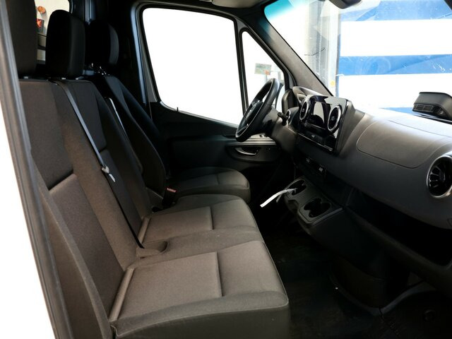 Furgon MERCEDES-BENZ Sprinter 317 Maxi,9GTronic,MBUX,Kamera: 13 kép.