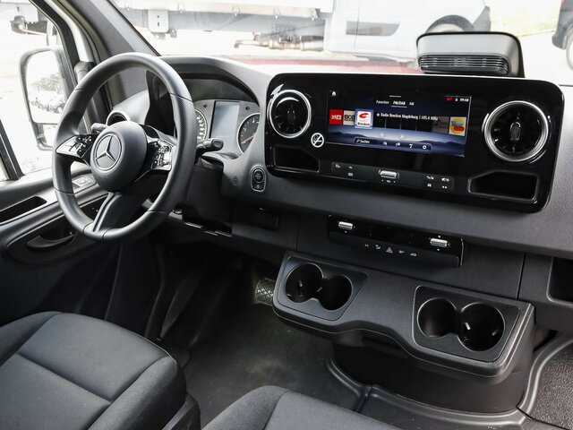 MERCEDES-BENZ Sprinter 317 Maxi,9GTronic,MBUX,Kamera... - Furgon: 4 kép. MERCEDES-BENZ Sprinter 317 Maxi,9GTronic,MBUX,Kamera... - Furgon: 4 kép.