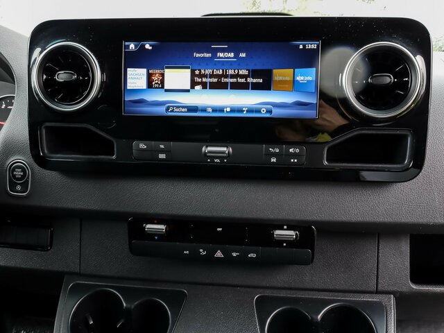 Furgon MERCEDES-BENZ Sprinter 317 Maxi,9GTronic,MBUX,Kamera...: 6 kép. Furgon MERCEDES-BENZ Sprinter 317 Maxi,9GTronic,MBUX,Kamera...: 6 kép.