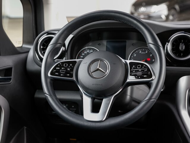 MERCEDES-BENZ T 180 Power Plus,MBUX,LED,Navi,Kamera,Tempomat - Kisbusz: 5 kép. MERCEDES-BENZ T 180 Power Plus,MBUX,LED,Navi,Kamera,Tempomat - Kisbusz: 5 kép.