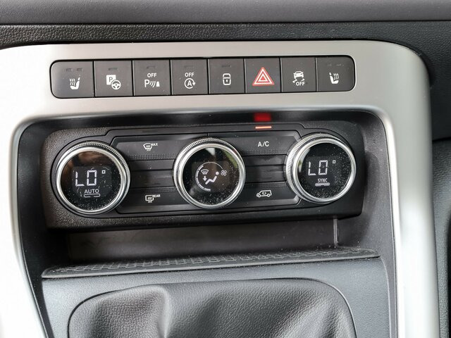 Kisbusz MERCEDES-BENZ T 180 Progressive,LED,Navi,Kamera,Tempomat: 10 kép.