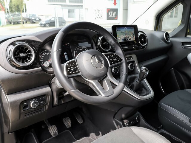 MERCEDES-BENZ T 180 Progressive,LED,Navi,Kamera,Tempomat - Kisbusz: 5 kép. MERCEDES-BENZ T 180 Progressive,LED,Navi,Kamera,Tempomat - Kisbusz: 5 kép.