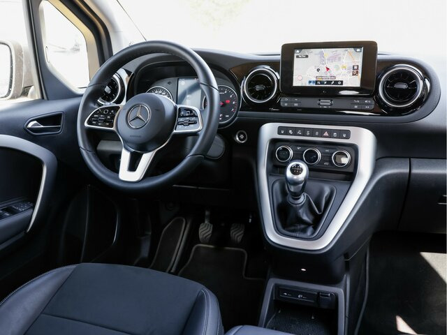 MERCEDES-BENZ T 180 Progressive,MBUX,LED,Navi,Kamera,Tempomat - Kisbusz: 3 kép. MERCEDES-BENZ T 180 Progressive,MBUX,LED,Navi,Kamera,Tempomat - Kisbusz: 3 kép.