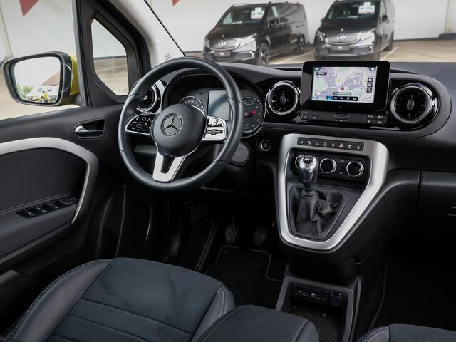 MERCEDES-BENZ T 180 Progressive,MBUX,LED,Navi,Kamera,Tempomat - Kisbusz: 3 kép. MERCEDES-BENZ T 180 Progressive,MBUX,LED,Navi,Kamera,Tempomat - Kisbusz: 3 kép.