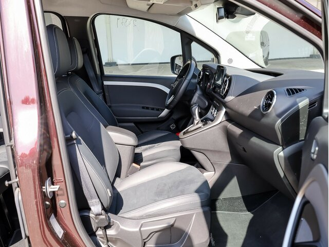 MERCEDES-BENZ T 180 d,Progressive Edition,Automatik,LED,MBUX... - Kisbusz: 3 kép. MERCEDES-BENZ T 180 d,Progressive Edition,Automatik,LED,MBUX... - Kisbusz: 3 kép.