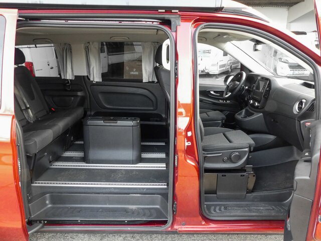 MERCEDES-BENZ V 220 Marco Polo Activity Edition,AHK,Markise - Minibusz, Kisbusz: 3 kép. MERCEDES-BENZ V 220 Marco Polo Activity Edition,AHK,Markise - Minibusz, Kisbusz: 3 kép.
